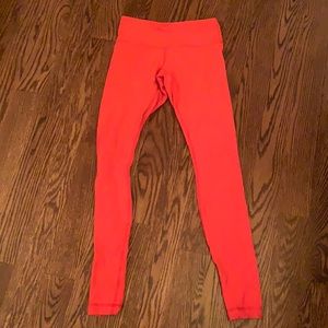 Lululemon wunder under limited edition color